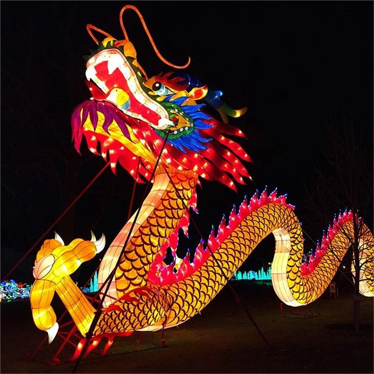 Outdoor Dragon Lantern